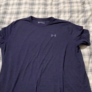 Under Armour T-shirt